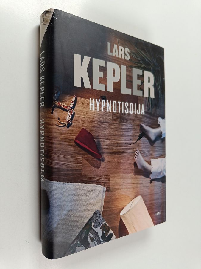 Lars Kepler : Hypnotisoija : rikosromaani