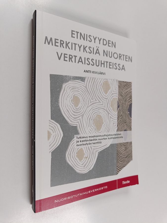 Etnisyyden merkityksiä nuorten vertaissuhteissa