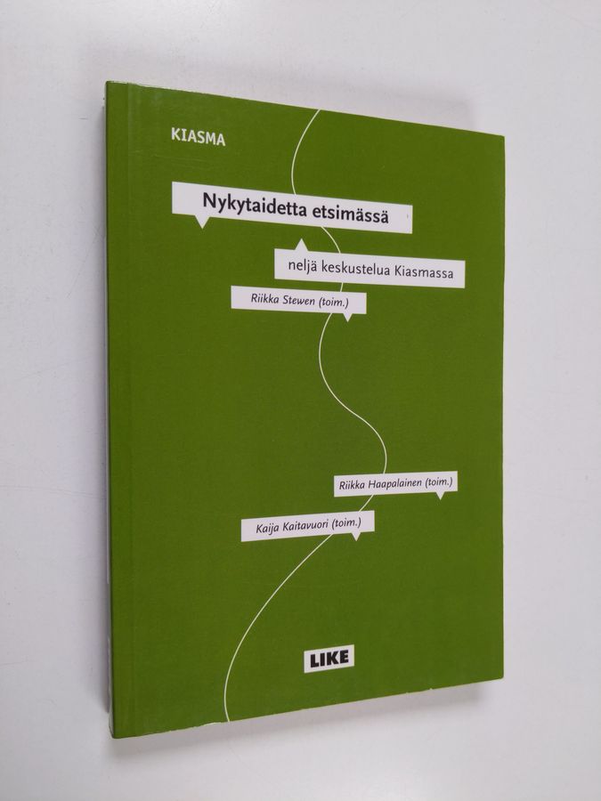 Nykytaidetta etsimässä