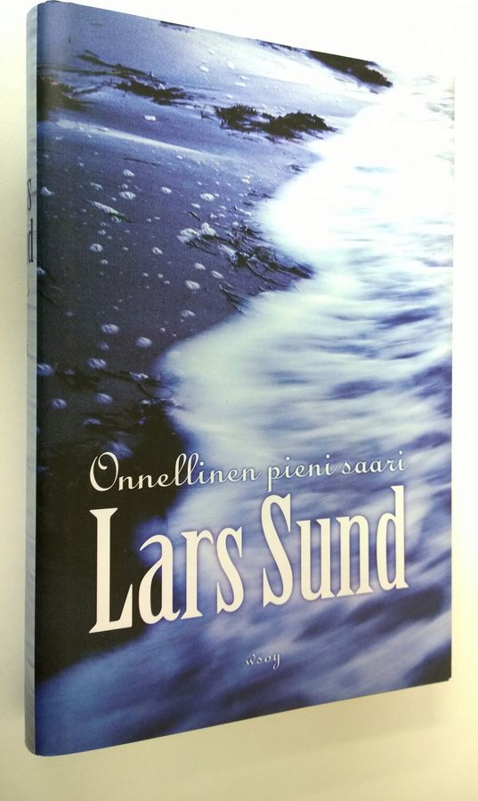 Lars Sund : Onnellinen pieni saari