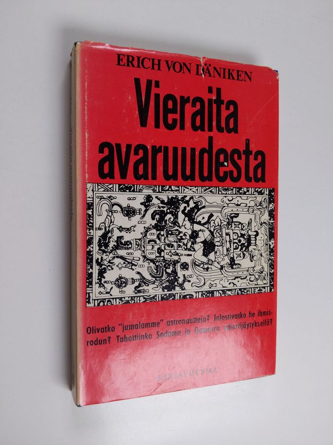 Erich von Däniken : Vieraita avaruudesta