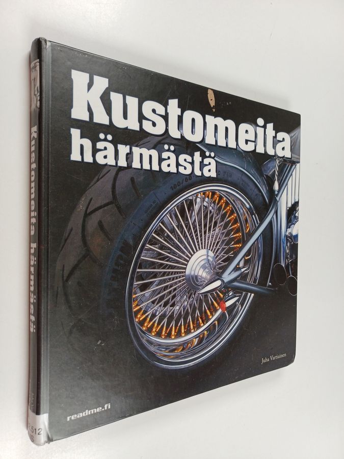 Kustomeita härmästä