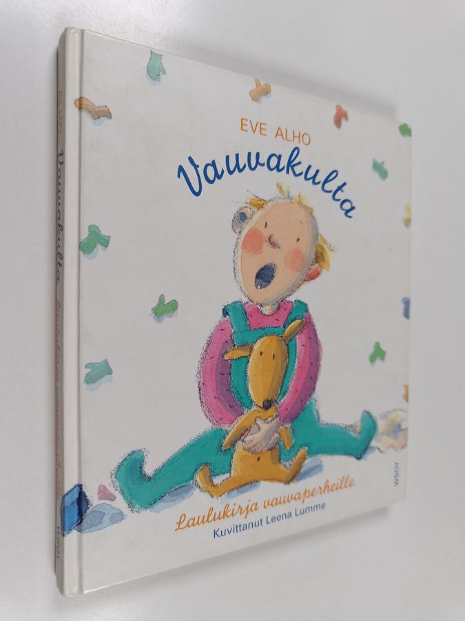 Vauvakulta : laulukirja vauvaperheille