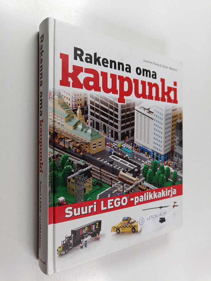 suuri Lego-palikkakirja