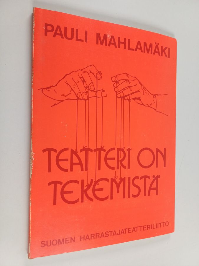 Teatteri on tekemistä