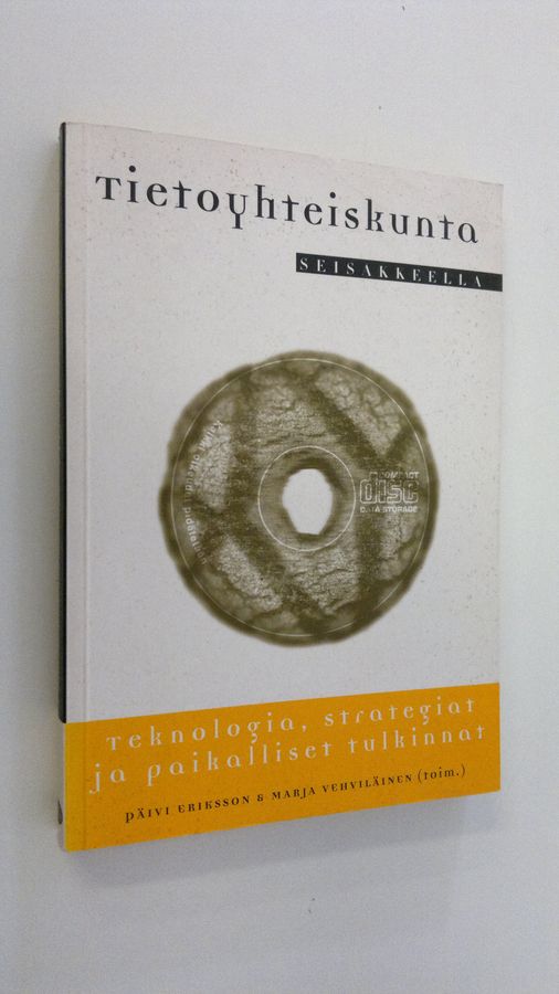 Tietoyhteiskunta seisakkeella