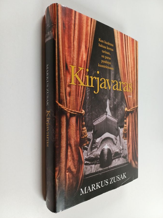 Markus Zusak : Kirjavaras