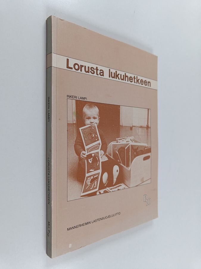 Lorusta lukuhetkeen