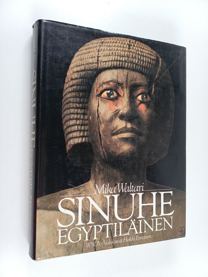 Mika Waltari : Sinuhe egyptiläinen : viisitoista kirjaa lääkäri Sinuhen elämästä n. 1390-1335 eKr. (kuvitettu)