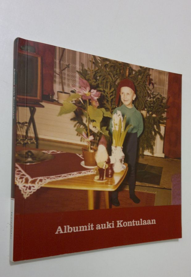 Albumit auki Kontulaan