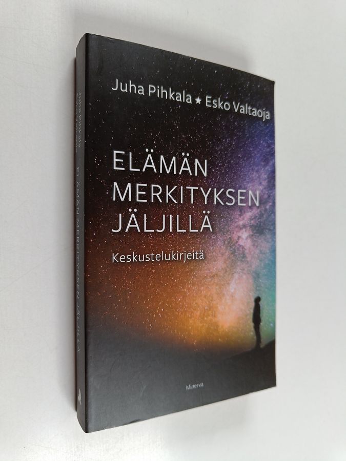 Elämän merkityksen jäljillä
