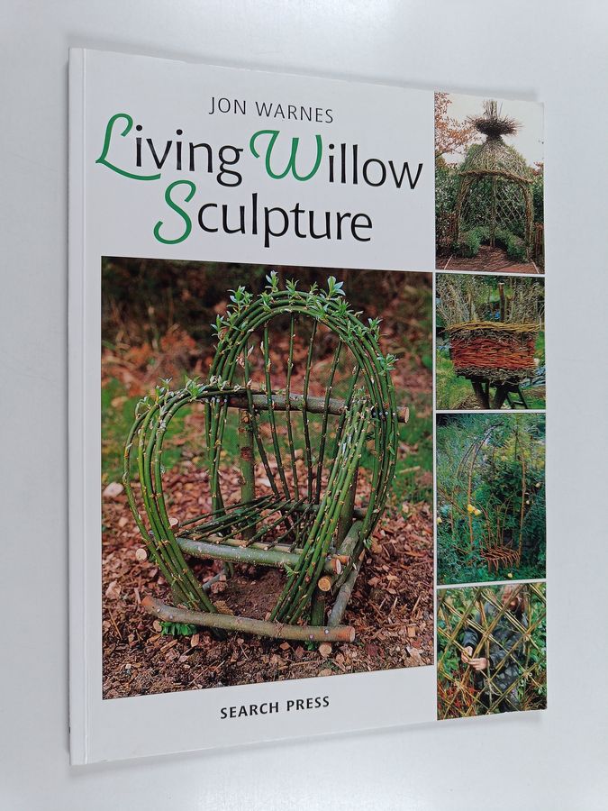 Living willow sculpture