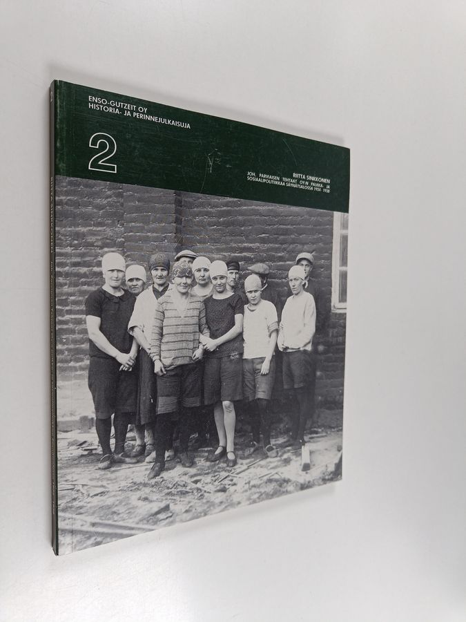 Joh. Parviaisen tehtaat oy:n palkka- ja sosiaalipolitiikkaa Säynätsalossa 1924-1938