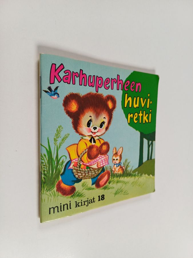 Karhuperheen huviretki