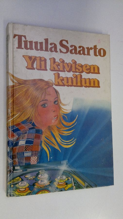 Tuula Saarto : Yli kivisen kuilun