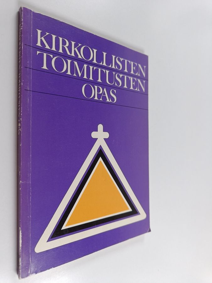 Kirkollisten toimitusten opas.