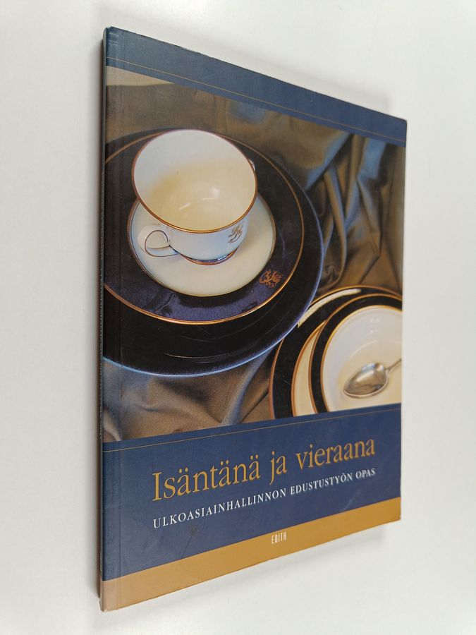 Isäntänä ja vieraana