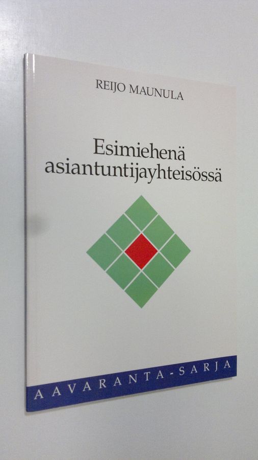Esimiehenä asiantuntijayhteisössä