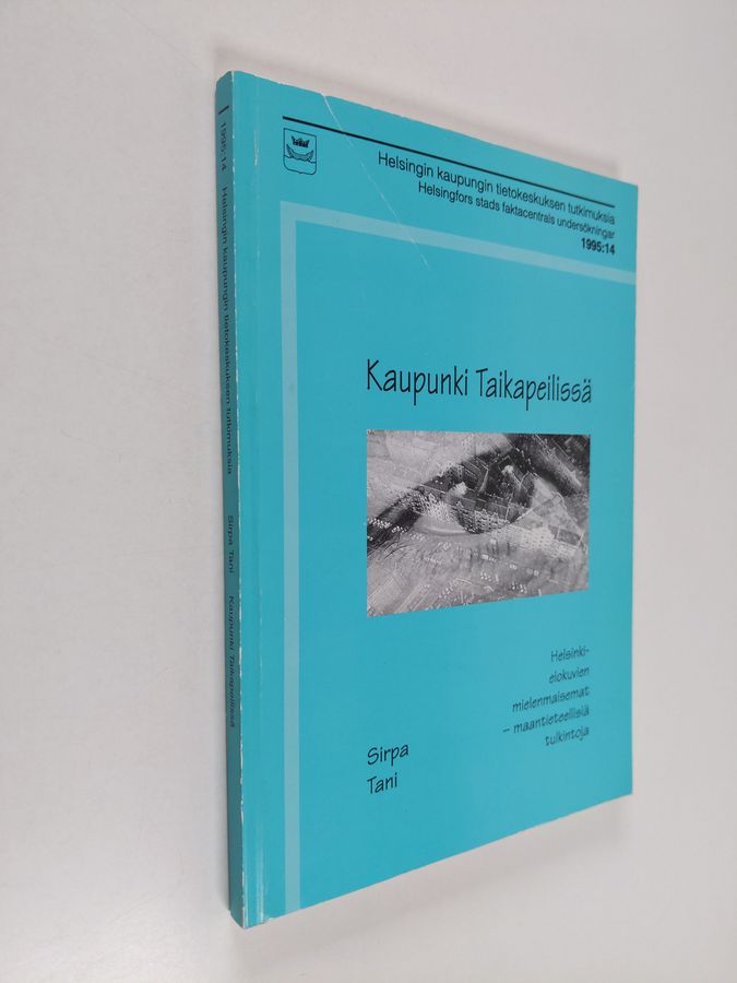 Kaupunki taikapeilissä