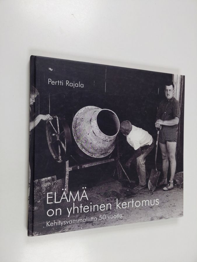 Elämä on yhteinen kertomus