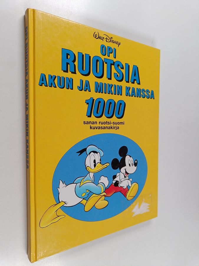 Walt Disney : Opi ruotsia Akun ja Mikin kanssa