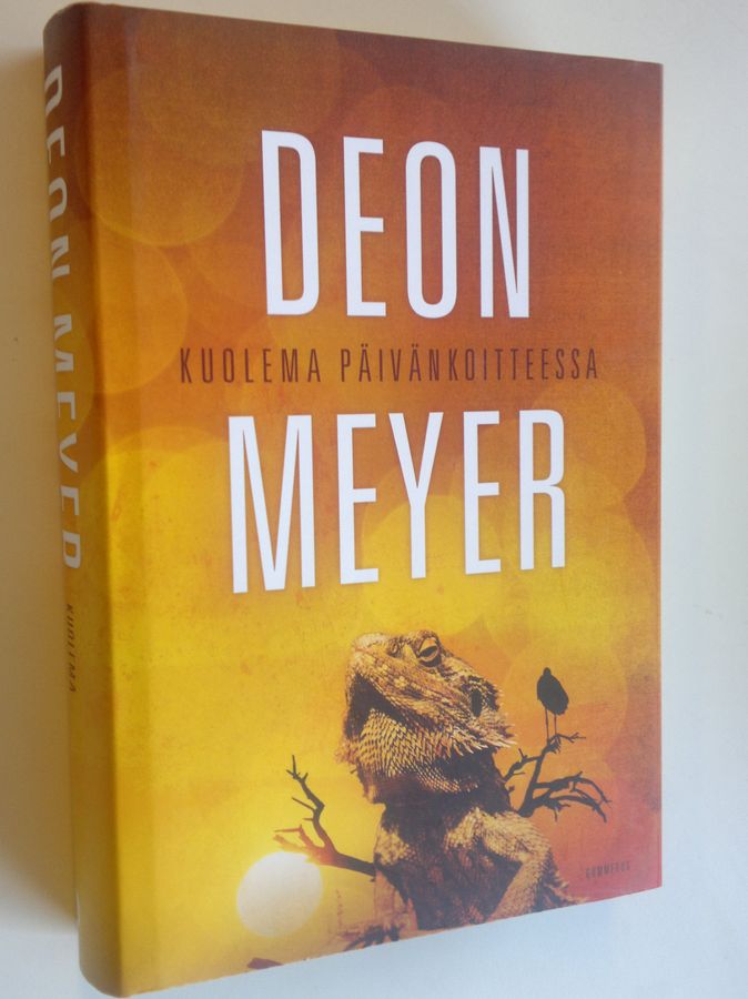 Deon Meyer : Kuolema päivänkoitteessa