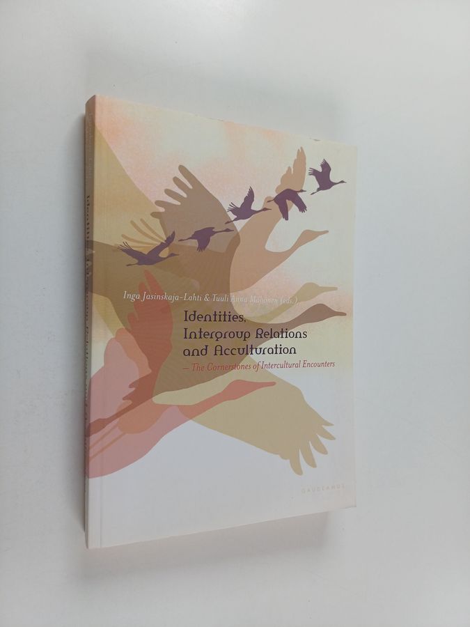 Identities, intergroup relations and acculturation