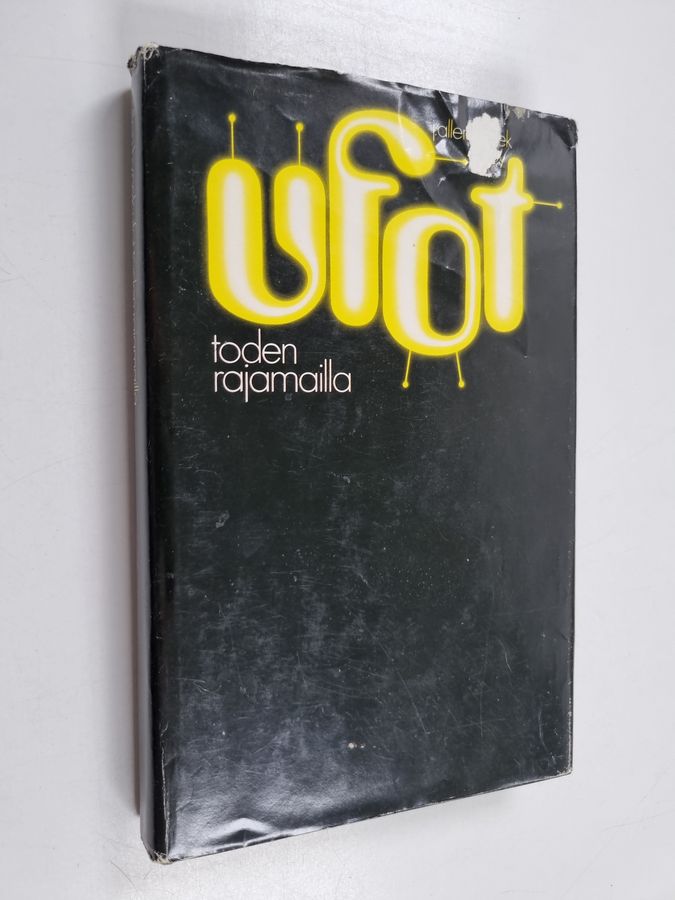 J. Allen Hynek : Ufot : toden rajamailla