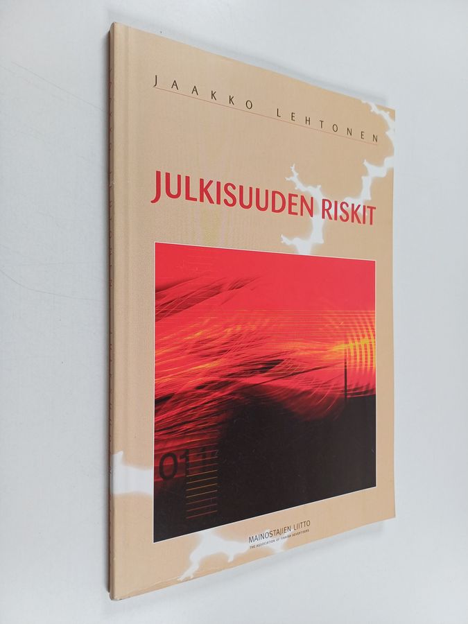 Julkisuuden riskit