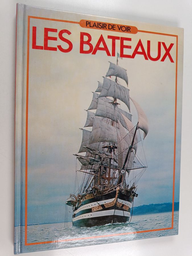 Les Bateaux