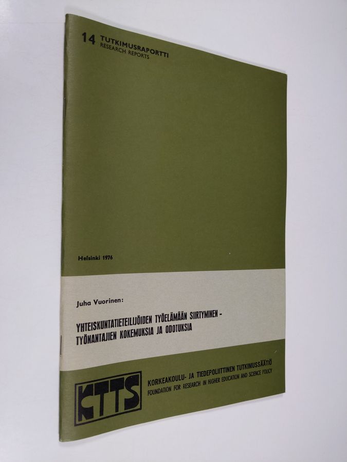 Yhteiskuntatieteilijöiden työelämään siirtyminen