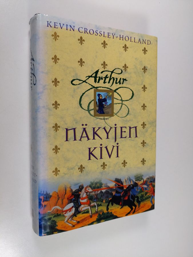 Kevin Crossley-Holland : Arthur Näkyjen kivi