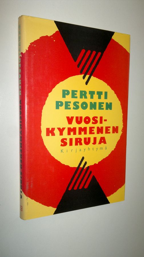 Pertti Pesonen : Vuosikymmenen siruja : pieniä tutkielmia isoista aiheista