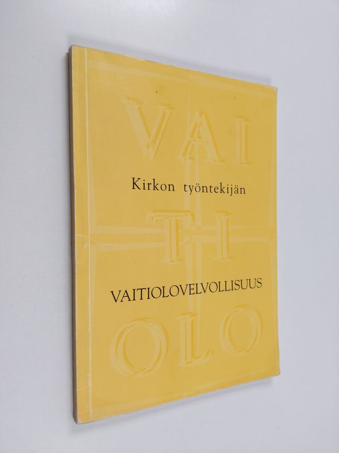 Kirkon työntekijän vaitiolovelvollisuus.