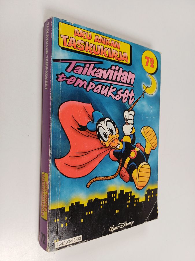 Walt Disney : Taikaviitan tempaukset