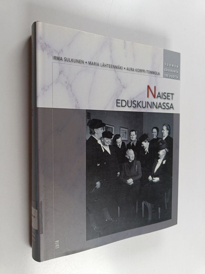 Naiset eduskunnassa