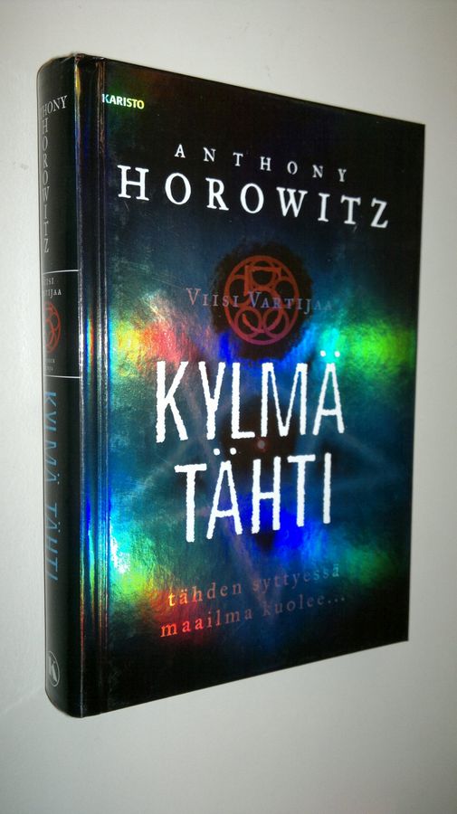 Anthony Horowitz : Viisi vartijaa Toinen kirja, Kylmä tähti