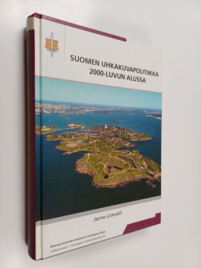 Suomen uhkakuvapolitiikka 2000-luvun alussa