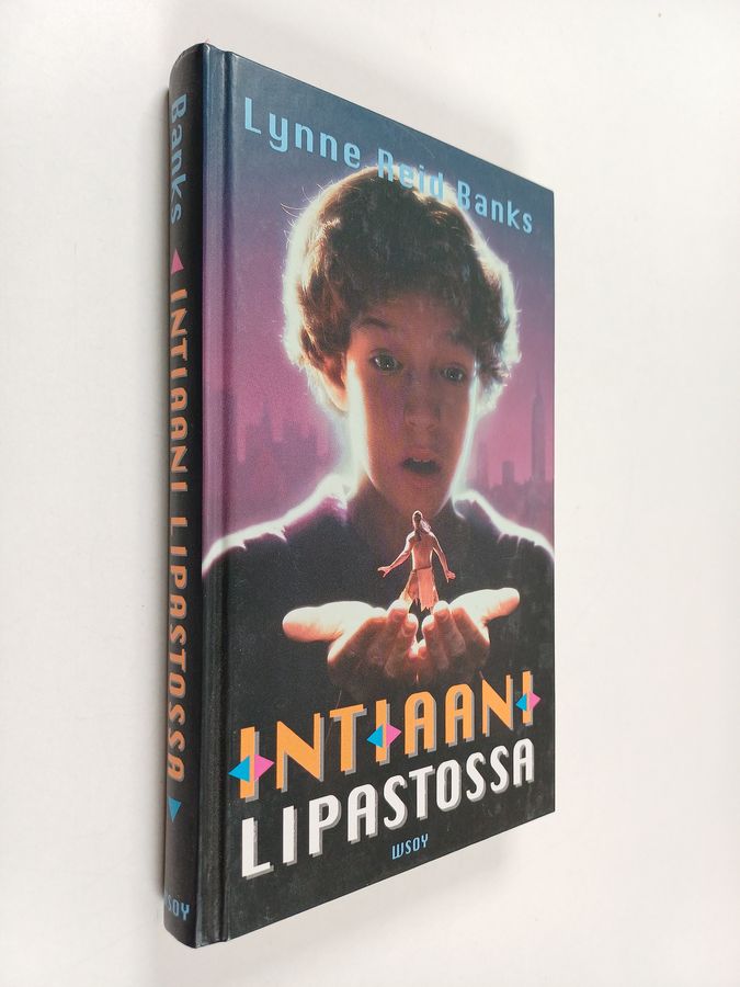 Intiaani lipastossa