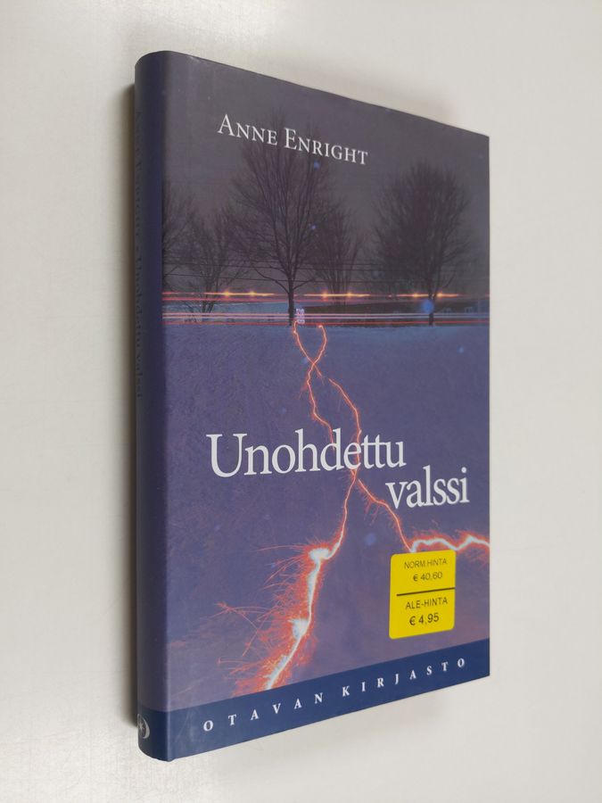 Anne Enright : Unohdettu valssi