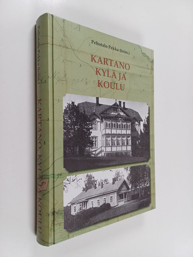 Kartano, kylä ja koulu