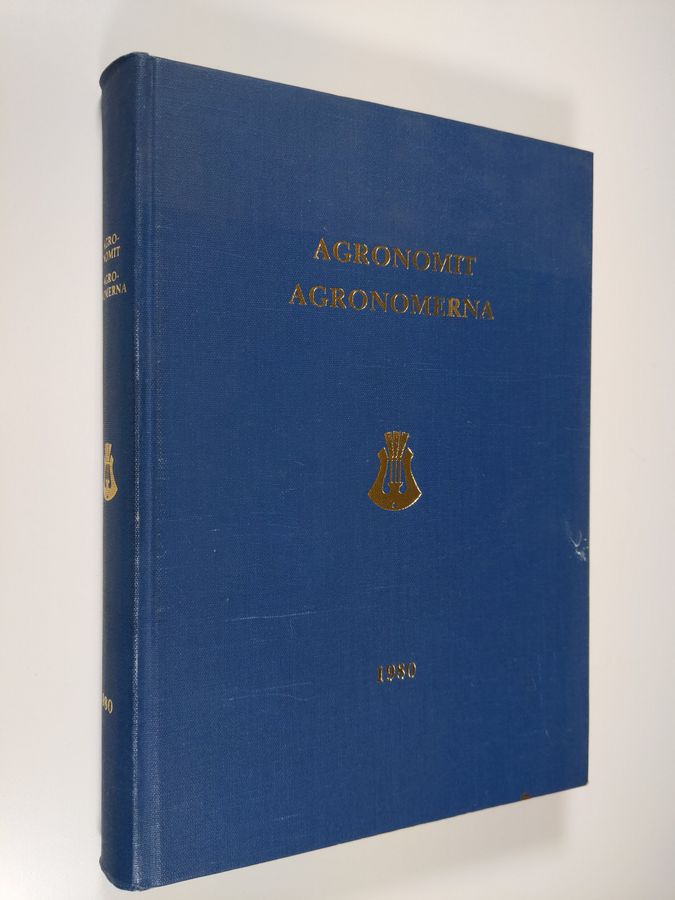 Agronomit sekä elintarvike-, kotitalous- ja maatalousalojen maatalous- ja metsätieteiden kandidaatit =
