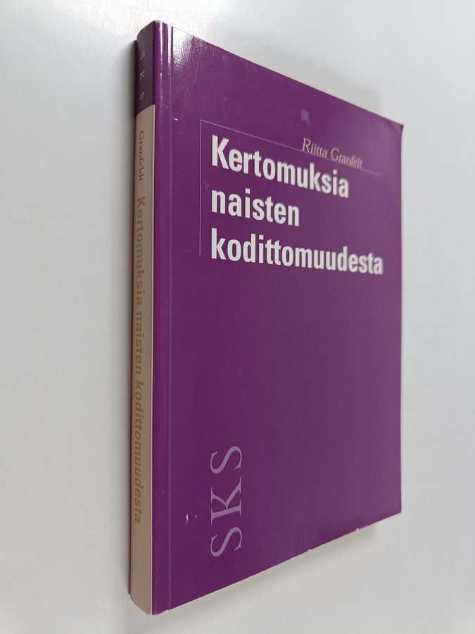 Kertomuksia naisten kodittomuudesta