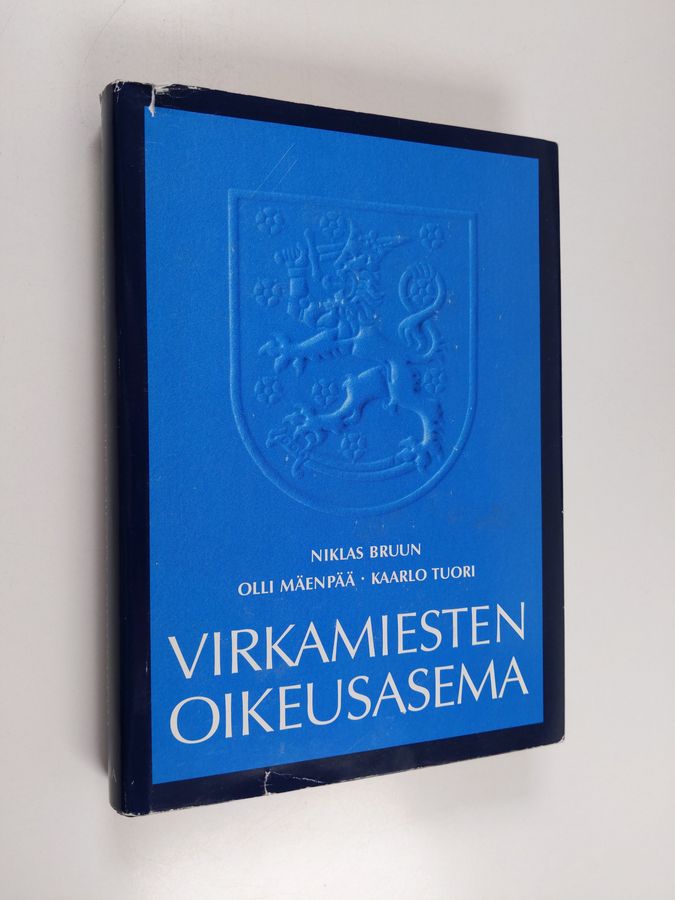 Virkamiesten oikeusasema