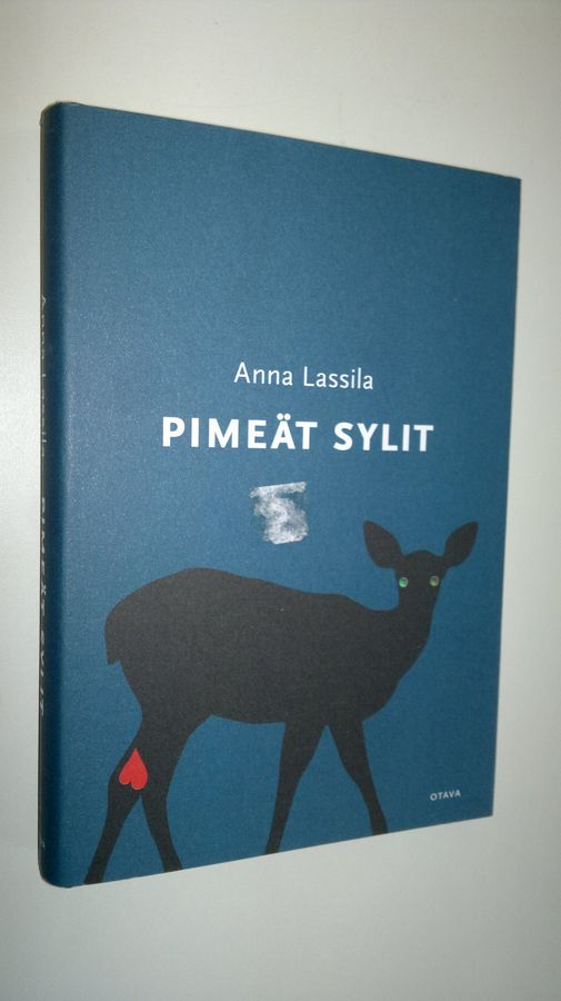 Anna Lassila : Pimeät sylit