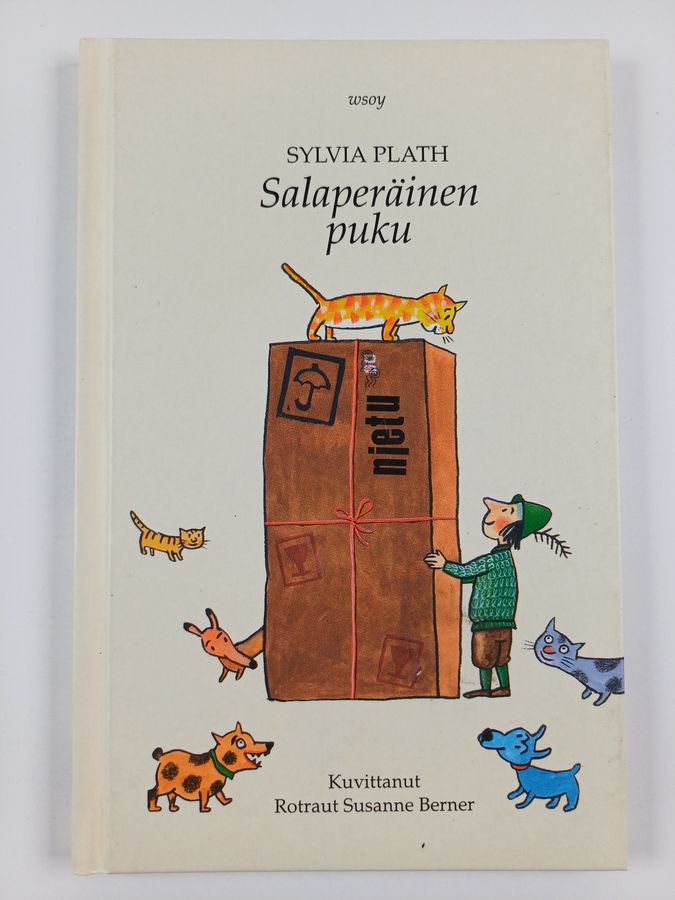 Salaperäinen puku