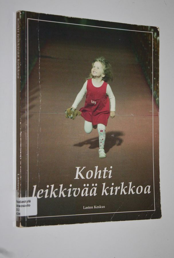 Kohti leikkivää kirkkoa