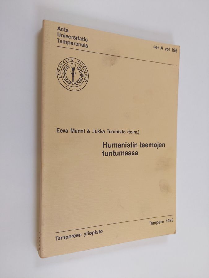 Humanistin teemojen tuntumassa