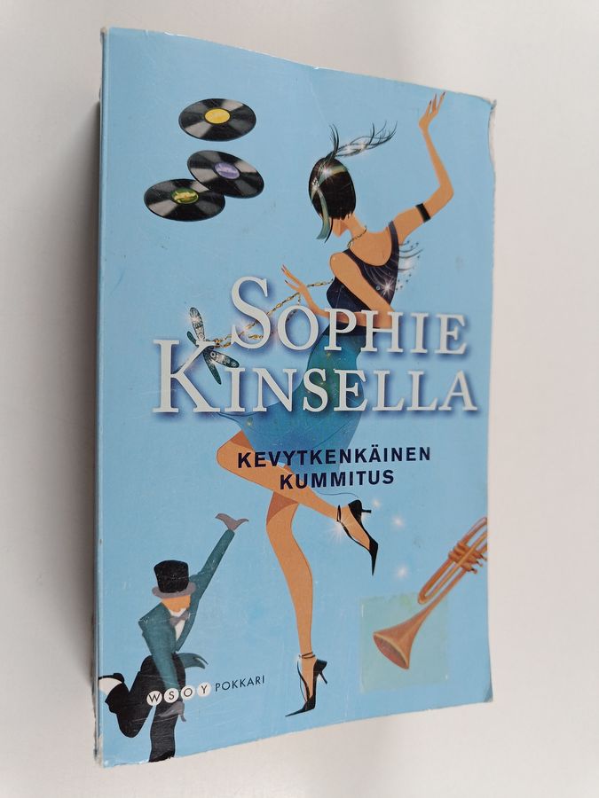 Kevytkenkäinen kummitus