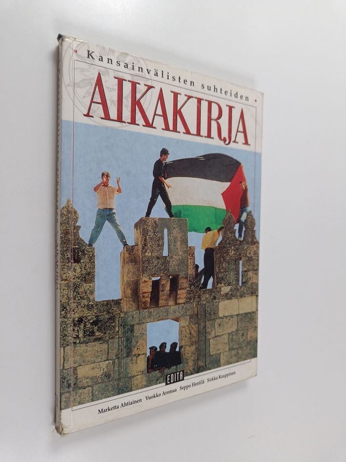 Kansainvälisten suhteiden aikakirja